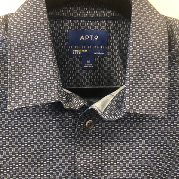 CASUAL DRESS SHIRT - Picture 2 of 3